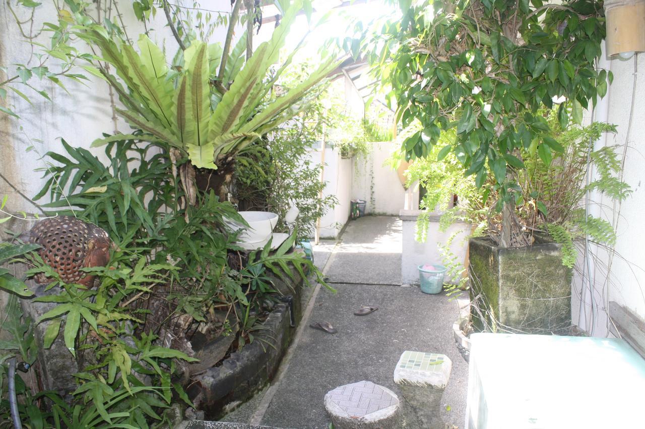Gusti Homestay Kerobokan エクステリア 写真