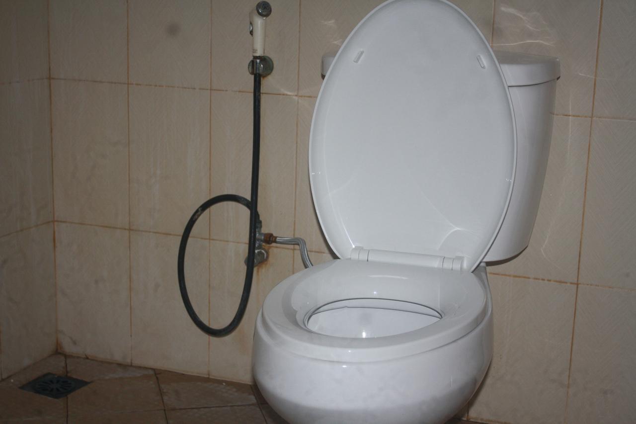 Gusti Homestay Kerobokan エクステリア 写真